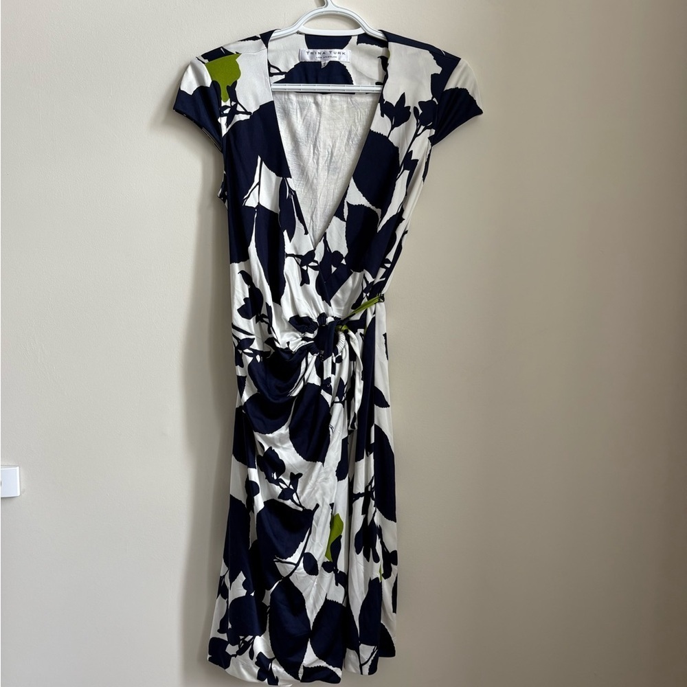Trina Turk Floral Flower Print Kiki Wrap Dress - Size 2